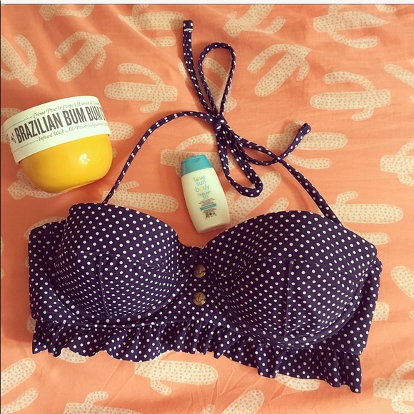 . Other - LIKE NEW Pin Up Style Bikini Top